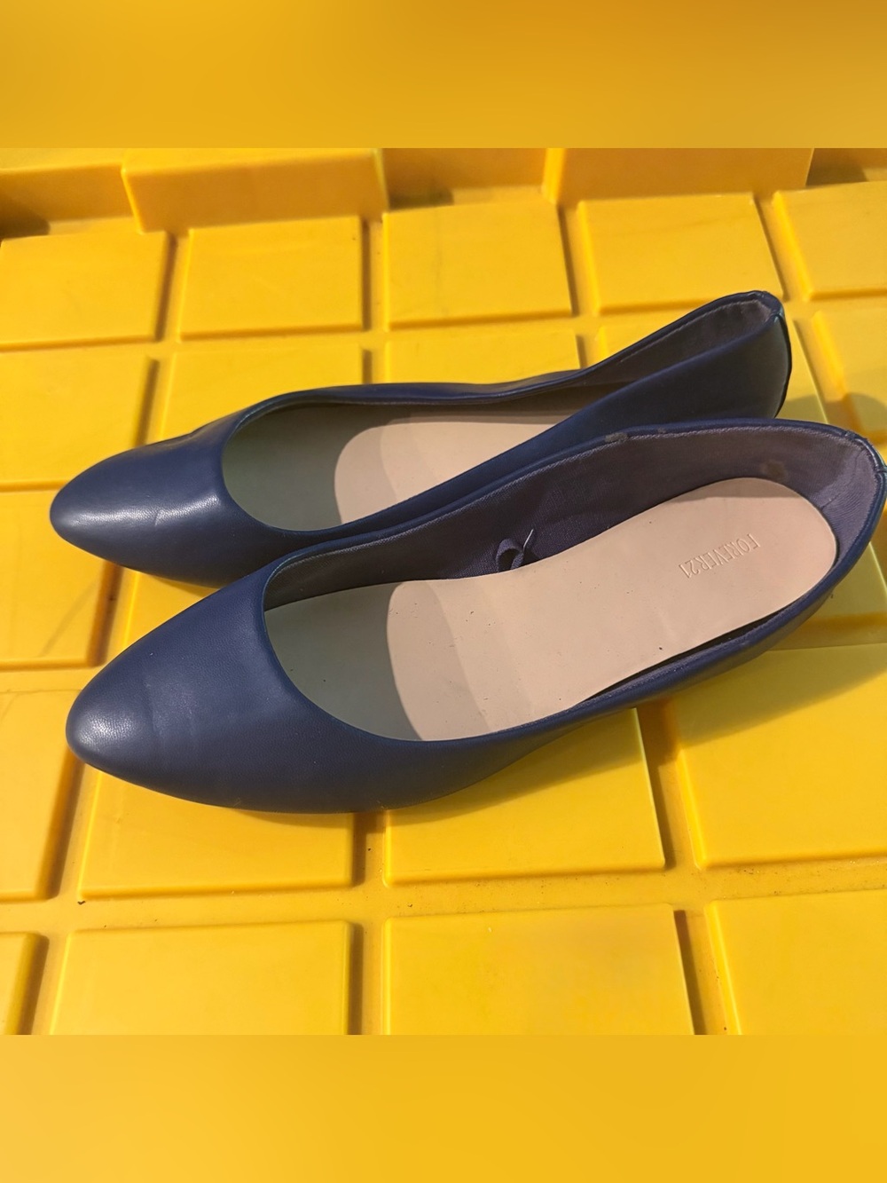 Forever 21 Navy Blue Pointed Toe Ballet Flats